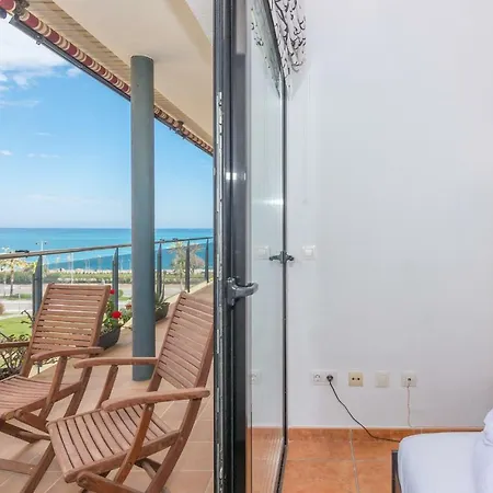 Homeholidaysrentals Escapade Pineda de Mar