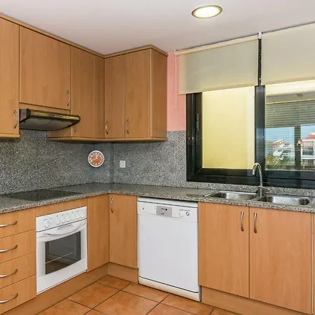 Homeholidaysrentals Escapade *