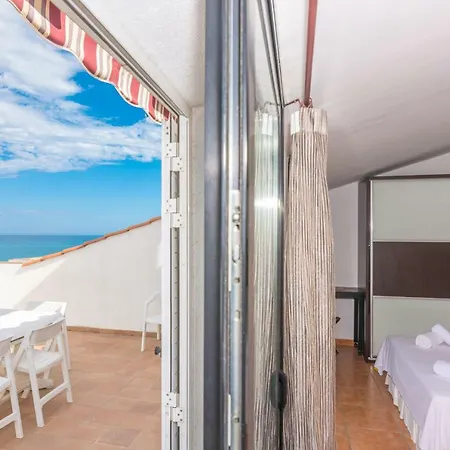 Apartment Homeholidaysrentals Escapade