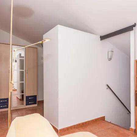 Homeholidaysrentals Escapade *