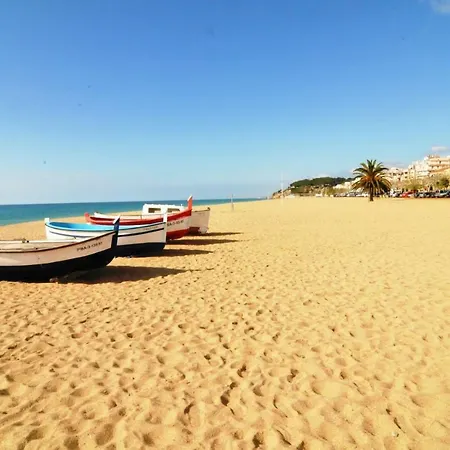 Homeholidaysrentals Escapade * Pineda de Mar