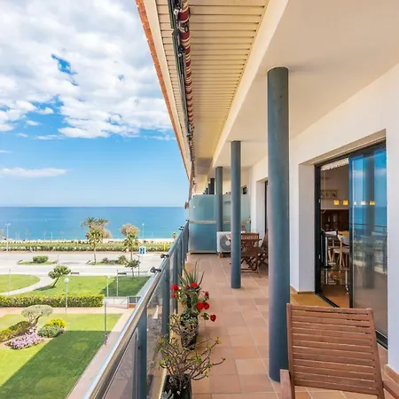 Homeholidaysrentals Escapade * Pineda de Mar