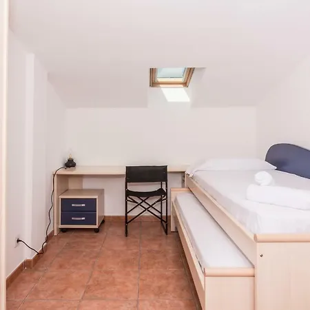 Apartment Homeholidaysrentals Escapade